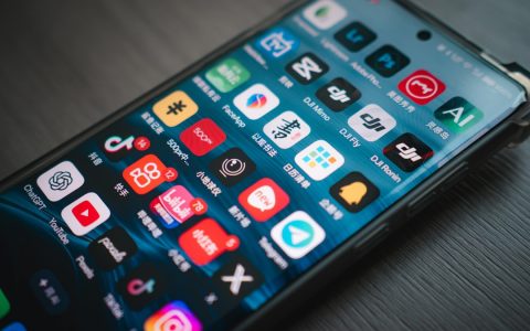 Yazılım geliştirme sürecinde etkili iletişim yöntemleri